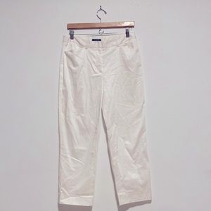 Woman’s White Strait Legged Pants